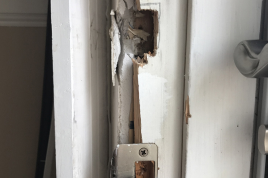 frame door repair La Ca