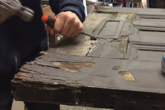 La Ca-wooden-door-repair