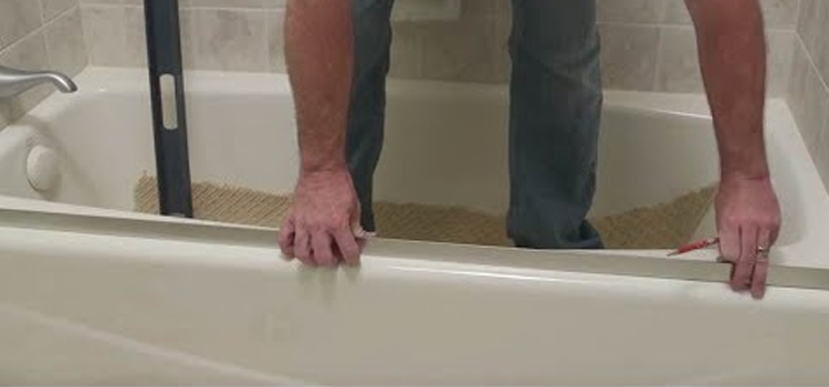 Sliding Shower Door Repair in La Ca